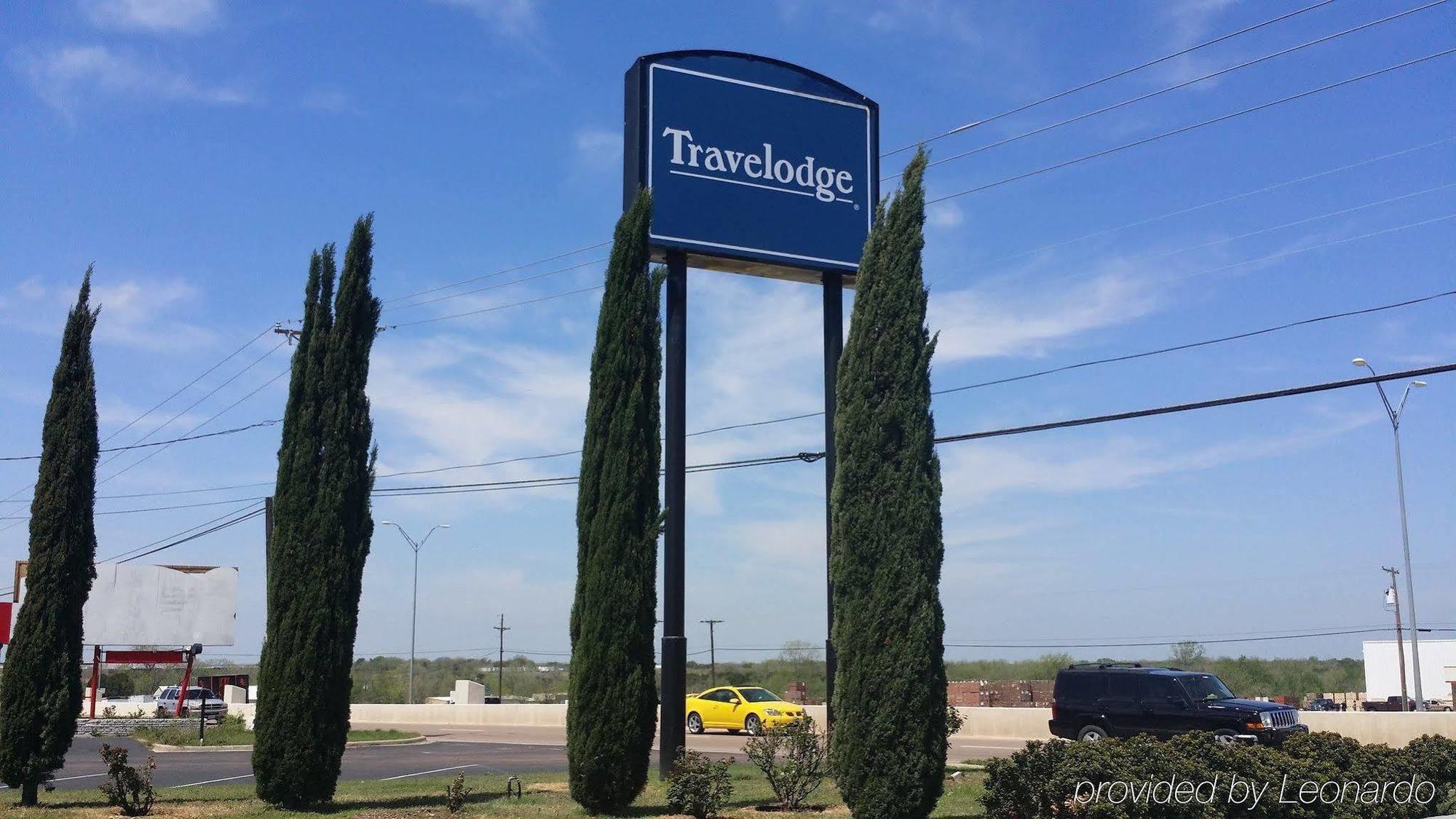 Travelodge By Wyndham Temple Exterior photo